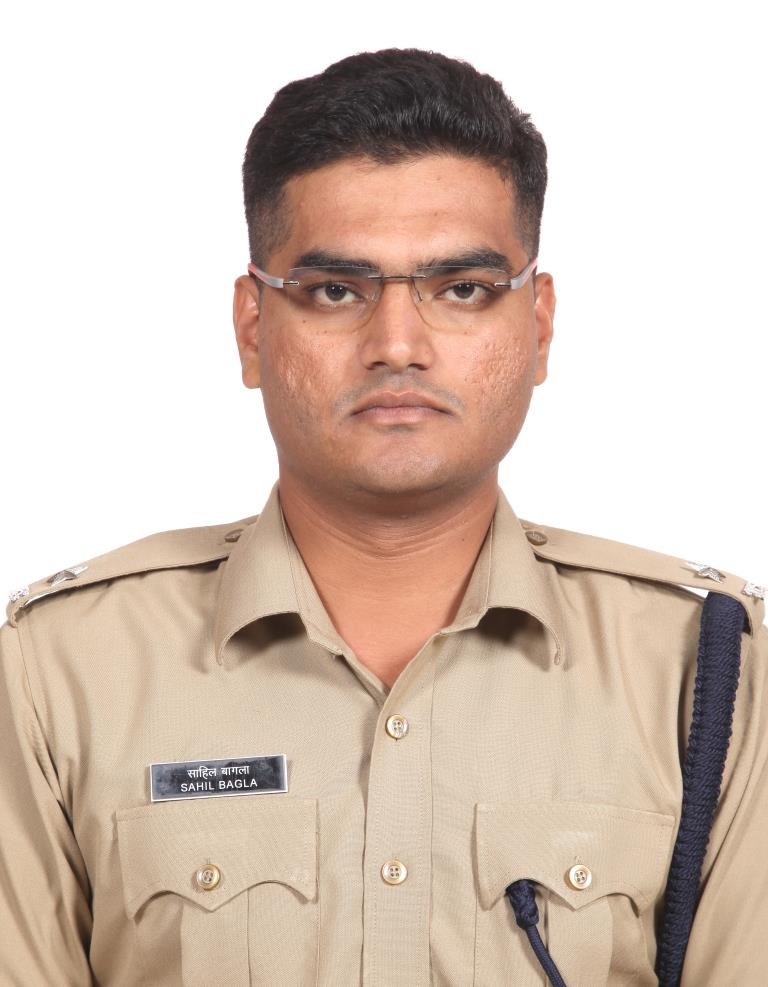 Sahil Bagla Sahil Bagla